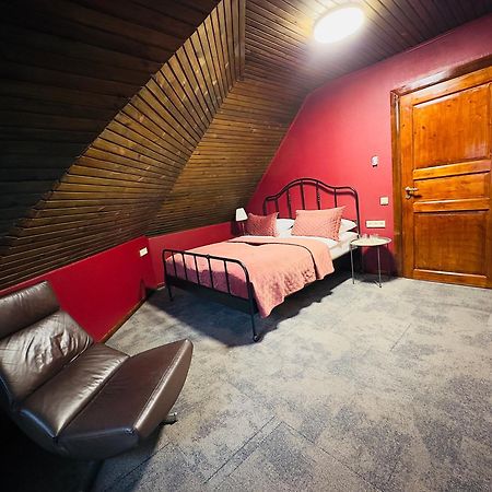 Broken Bed Hootel كاوناس المظهر الخارجي الصورة