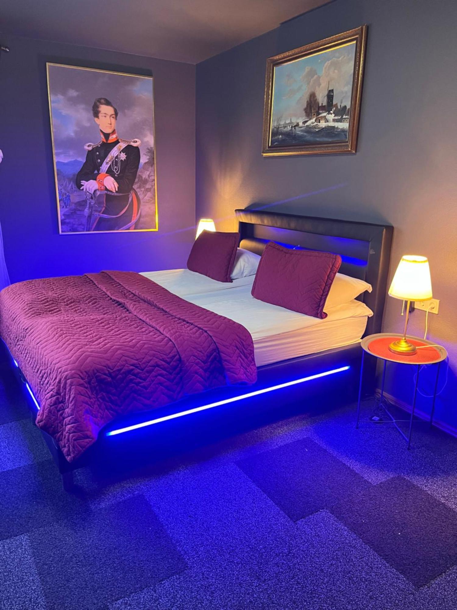Broken Bed Hootel كاوناس المظهر الخارجي الصورة