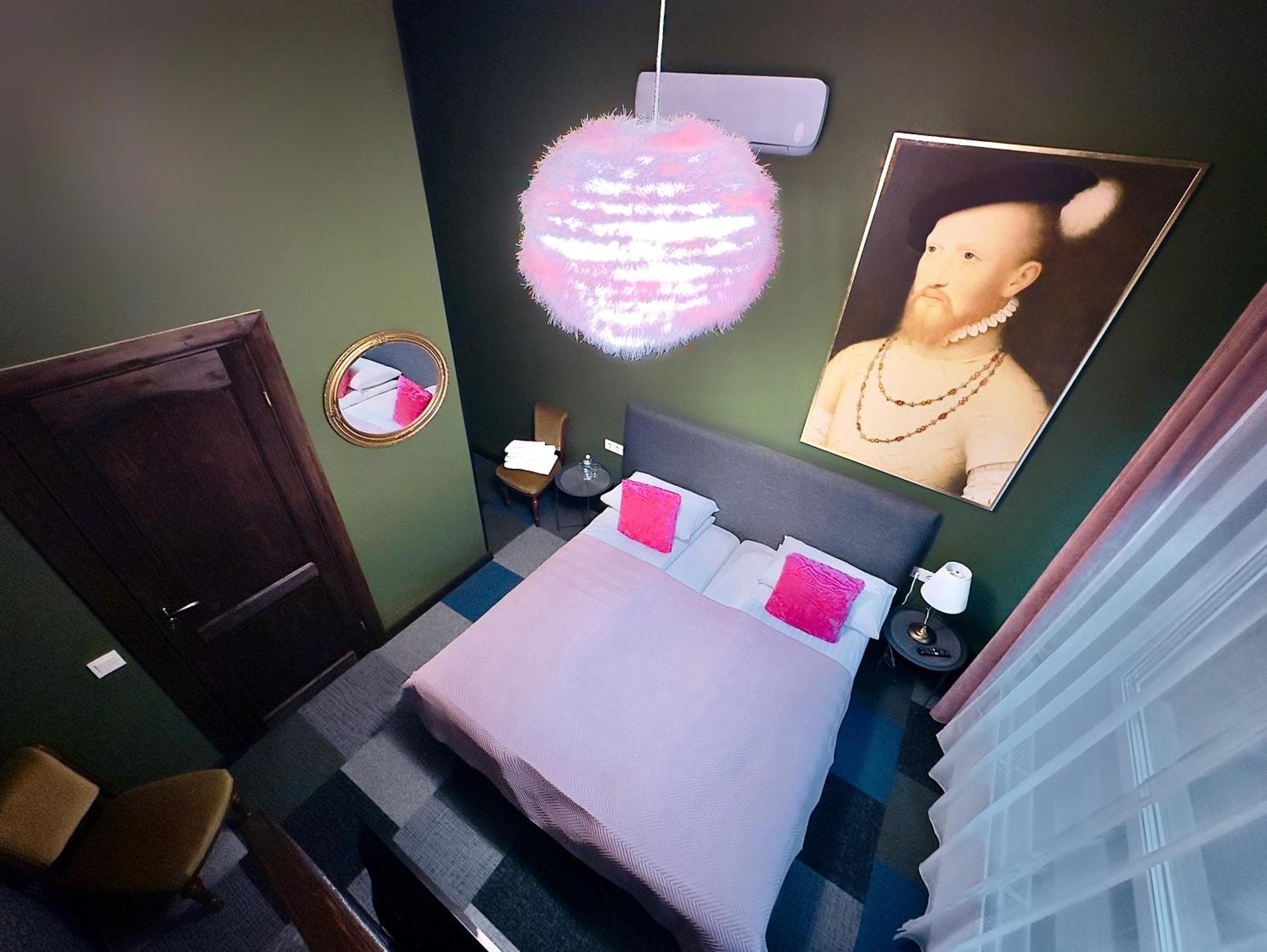 Broken Bed Hootel كاوناس المظهر الخارجي الصورة